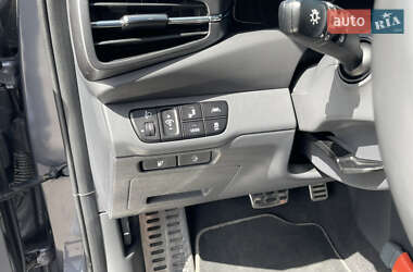 Ліфтбек Hyundai Ioniq 2020 в 
