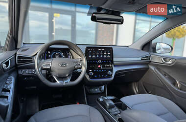 Ліфтбек Hyundai Ioniq 2020 в 