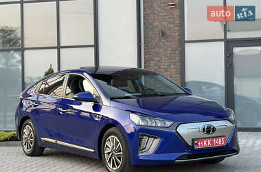 Лифтбек Hyundai Ioniq 2020 в 