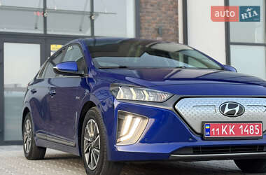 Лифтбек Hyundai Ioniq 2020 в 