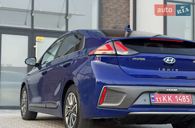 Лифтбек Hyundai Ioniq 2020 в 