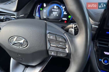 Лифтбек Hyundai Ioniq 2020 в 