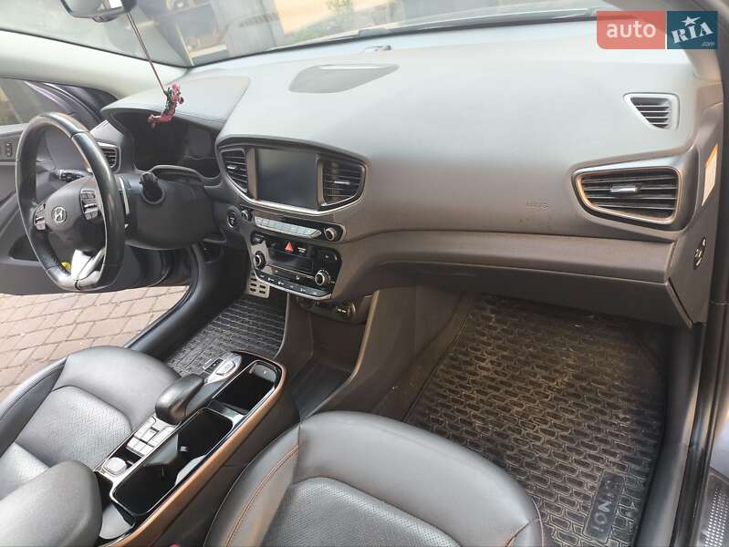Ліфтбек Hyundai Ioniq 2019 в Мукачевому