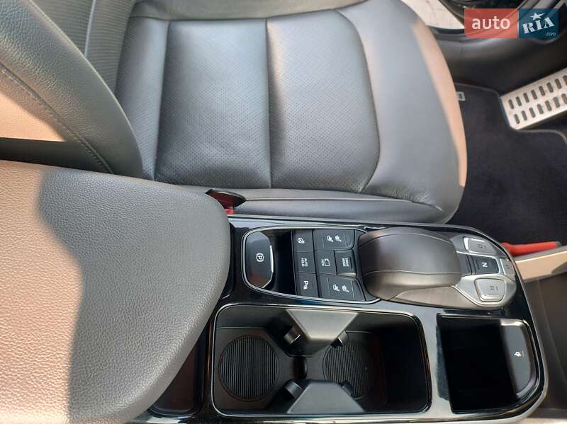 Ліфтбек Hyundai Ioniq 2019 в Володимирі