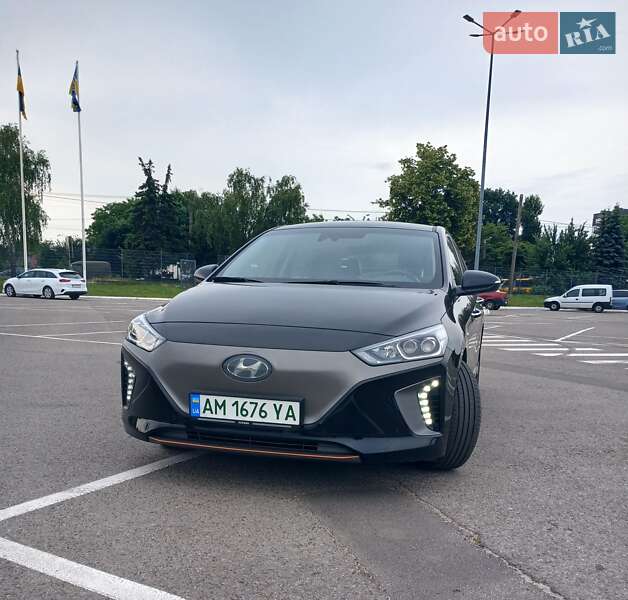 Хетчбек Hyundai Ioniq 2018 в Житомирі