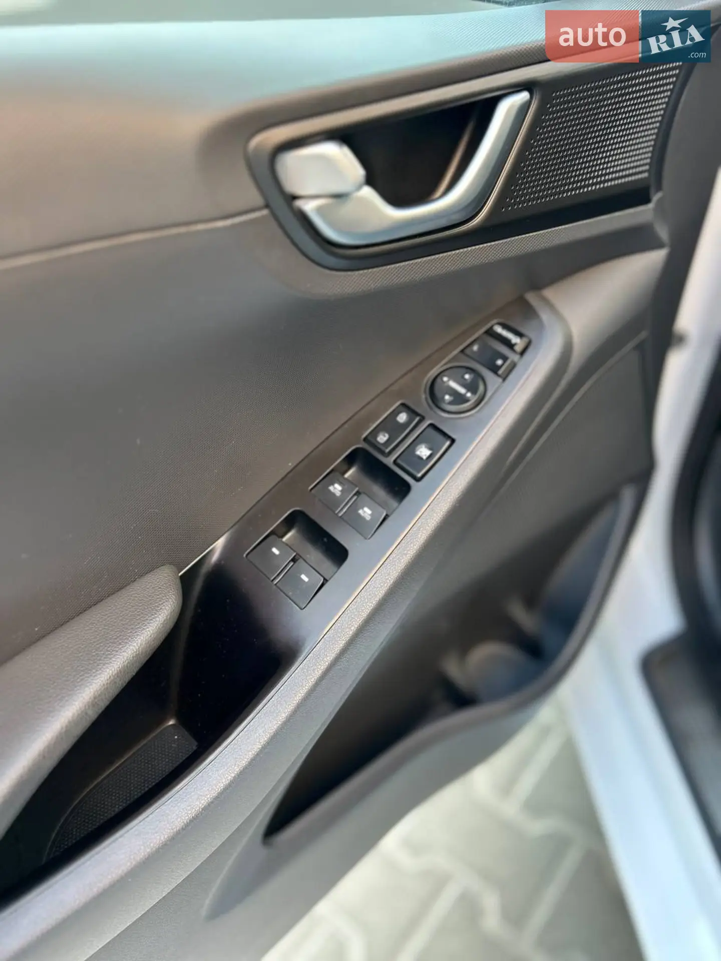 2019 Hyundai IONIQ - мініатюра 56