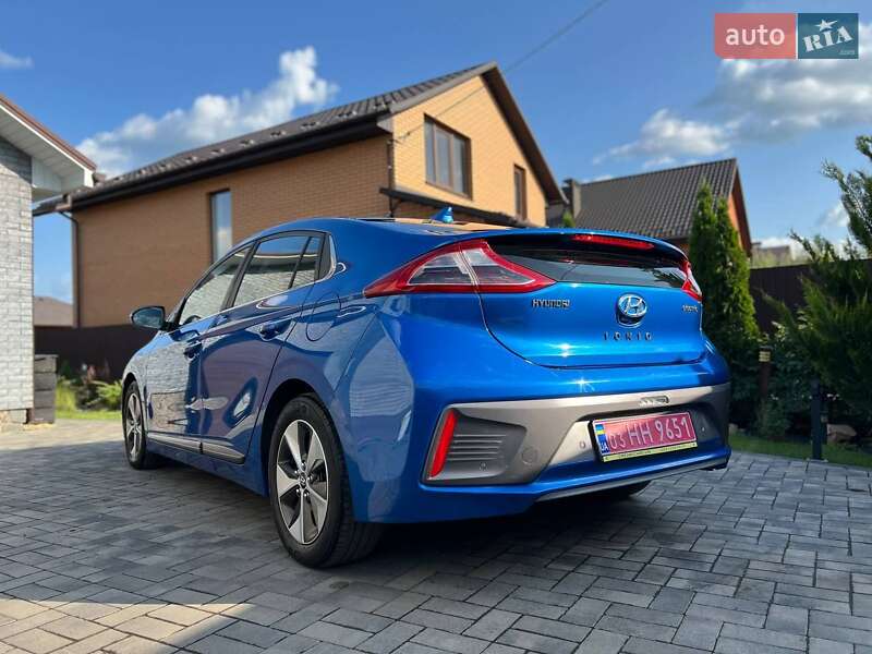 Хэтчбек Hyundai Ioniq 2016 в Виннице