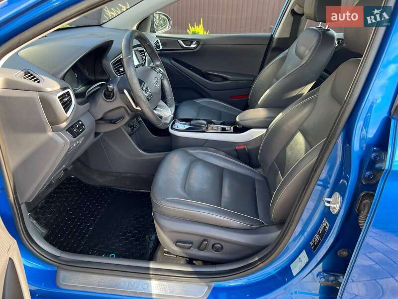 Хэтчбек Hyundai Ioniq 2016 в Виннице