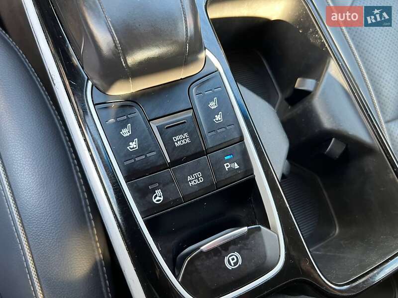 Хэтчбек Hyundai Ioniq 2016 в Виннице