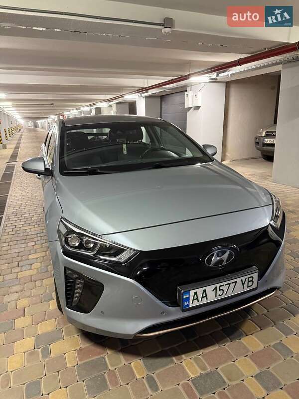 Хетчбек Hyundai Ioniq 2018 в Софіївській Борщагівці