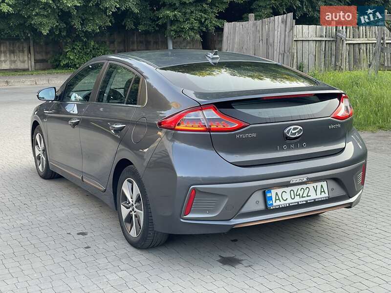 Ліфтбек Hyundai Ioniq 2019 в Луцьку