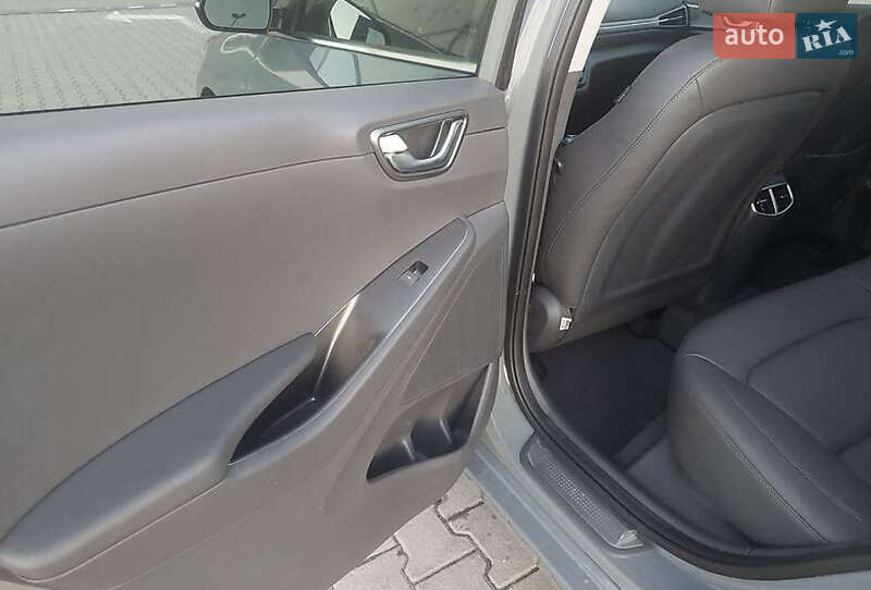 Ліфтбек Hyundai Ioniq 2020 в Львові