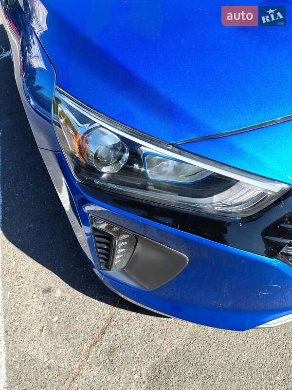 Хэтчбек Hyundai Ioniq 2017 в Одессе