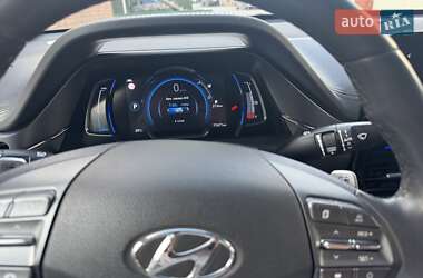 Лифтбек Hyundai Ioniq 2019 в 