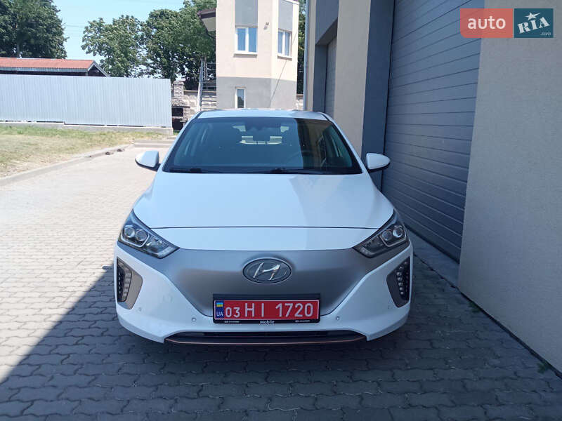 Хетчбек Hyundai Ioniq 2017 в Радехові