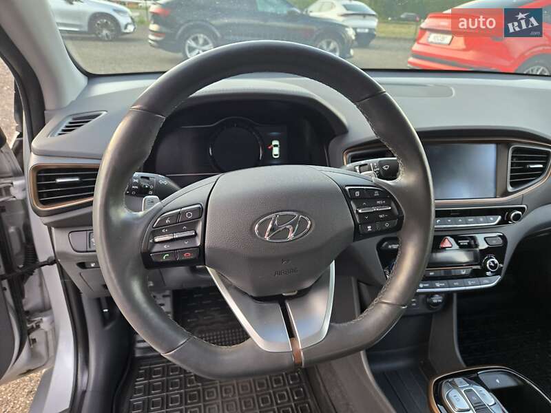 Ліфтбек Hyundai Ioniq 2019 в Києві