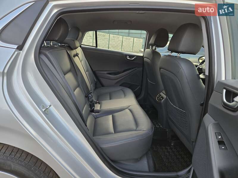 Ліфтбек Hyundai Ioniq 2019 в Києві