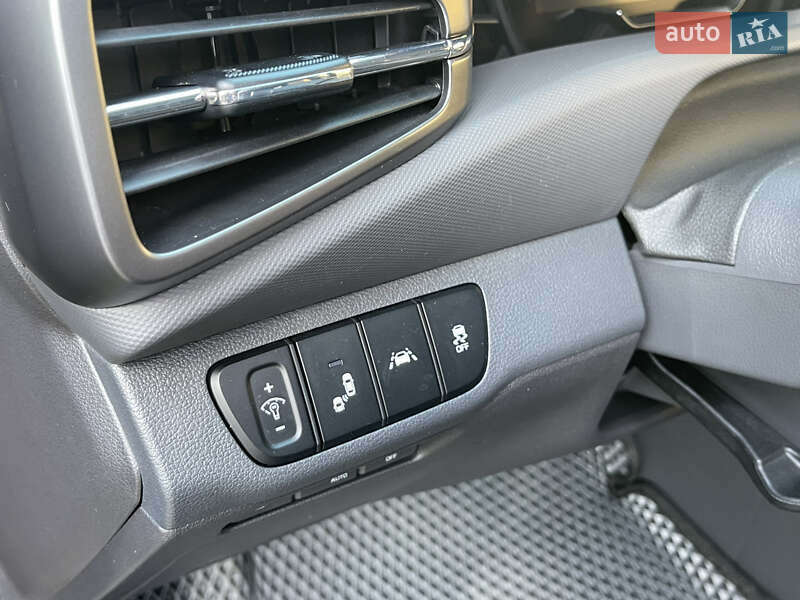 Ліфтбек Hyundai Ioniq 2021 в Києві