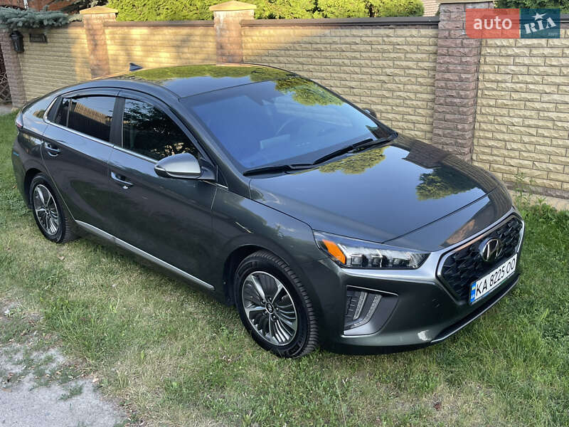 Ліфтбек Hyundai Ioniq 2021 в Києві