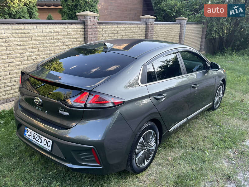 Ліфтбек Hyundai Ioniq 2021 в Києві