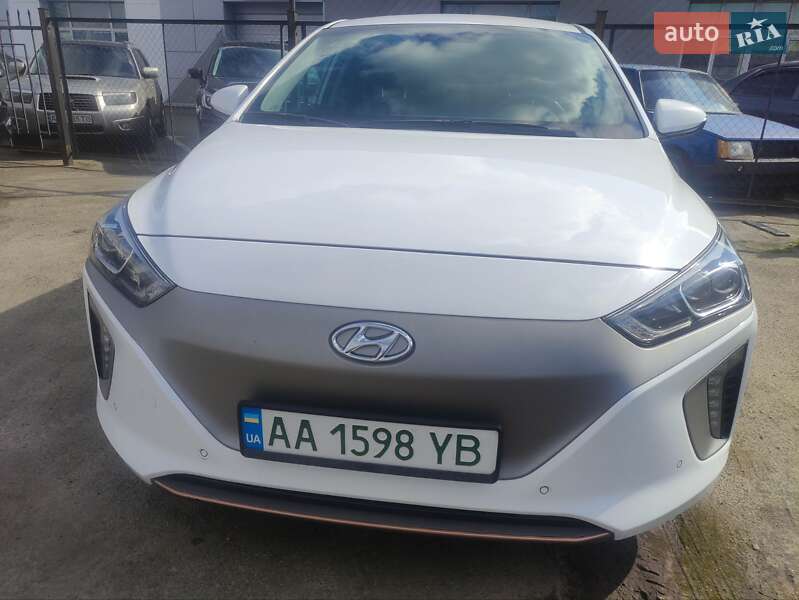 Ліфтбек Hyundai Ioniq 2019 в Києві
