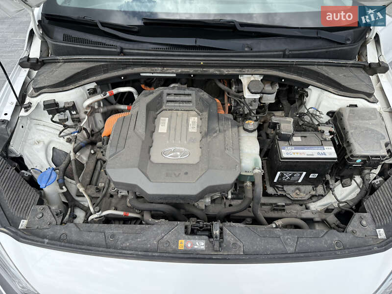Хетчбек Hyundai Ioniq 2017 в Вінниці