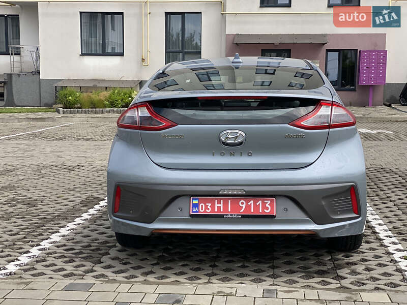 Хетчбек Hyundai Ioniq 2017 в Луцьку