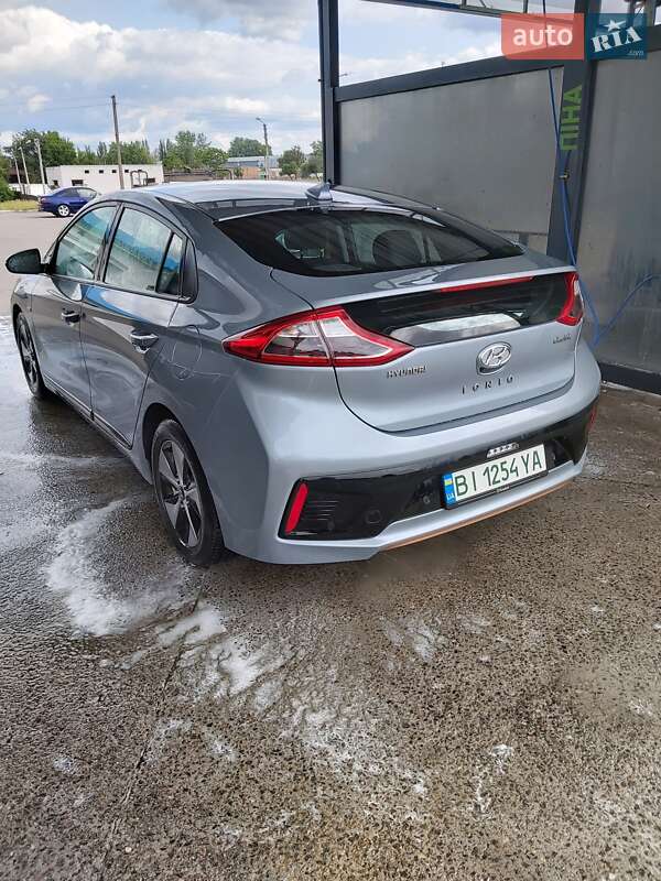 Хетчбек Hyundai Ioniq 2018 в Кременчуці