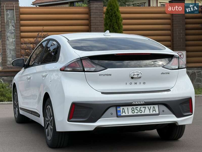 Ліфтбек Hyundai Ioniq 2021 в Києві