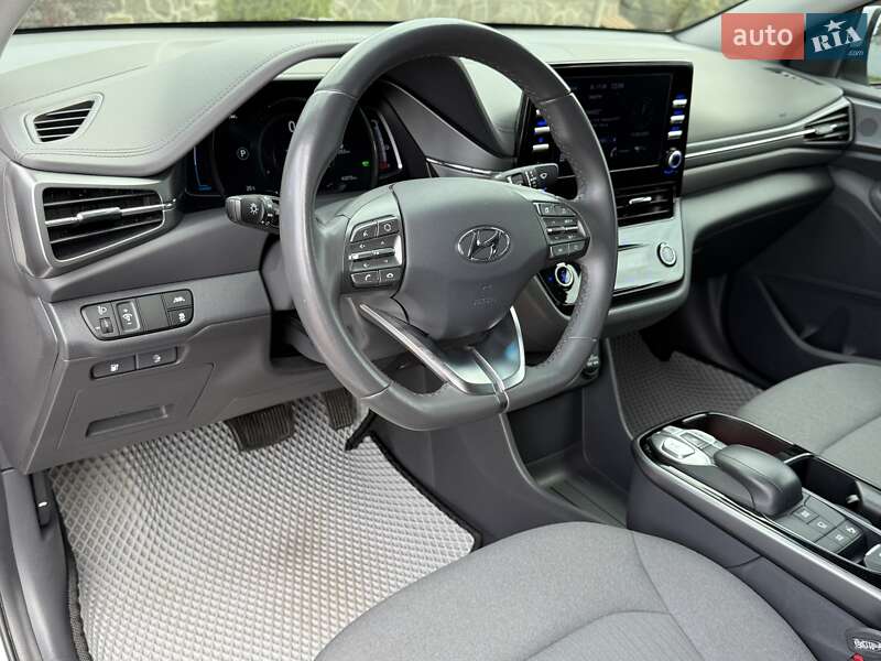 Ліфтбек Hyundai Ioniq 2021 в Києві