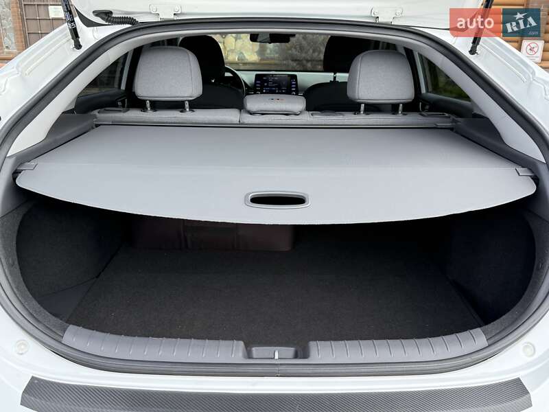 Ліфтбек Hyundai Ioniq 2021 в Києві