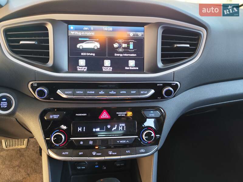 Хэтчбек Hyundai Ioniq 2018 в Умани фото 27 Хэтчбек Hyundai Ioniq 2018 в Умани