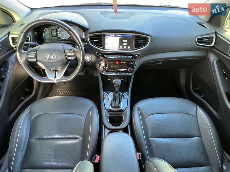 Хэтчбек Hyundai Ioniq 2018 в Одессе