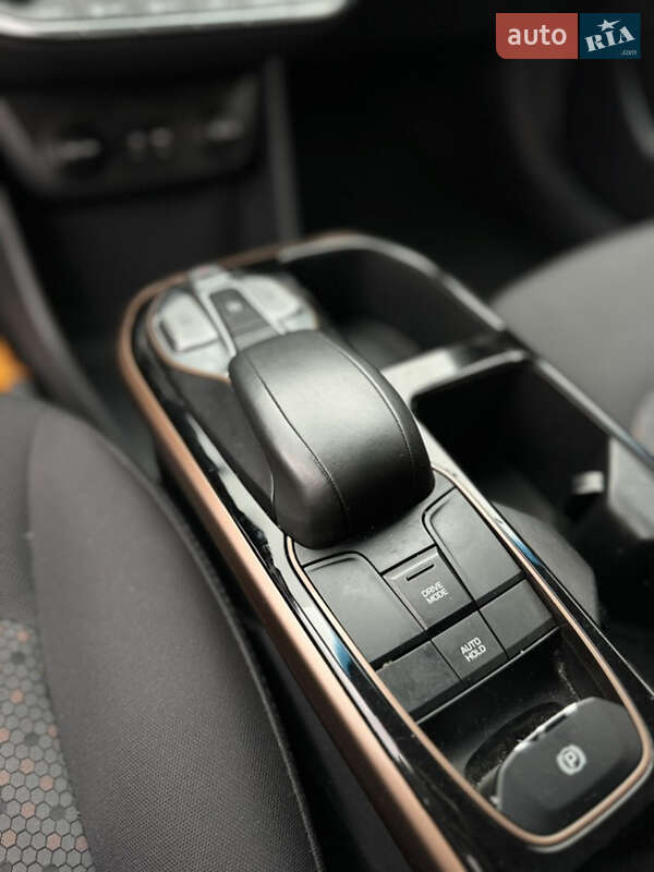 Ліфтбек Hyundai Ioniq 2019 в Чернівцях