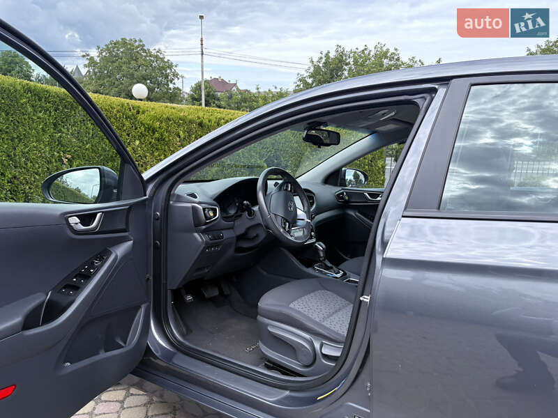 Лифтбек Hyundai Ioniq 2019 в Львове фото 12 Лифтбек Hyundai Ioniq 2019 в Львове