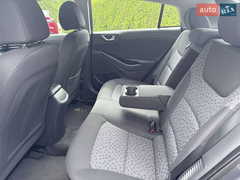 Лифтбек Hyundai Ioniq 2019 в Львове фото 20 Лифтбек Hyundai Ioniq 2019 в Львове