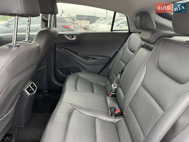 Ліфтбек Hyundai Ioniq 2020 в Львові