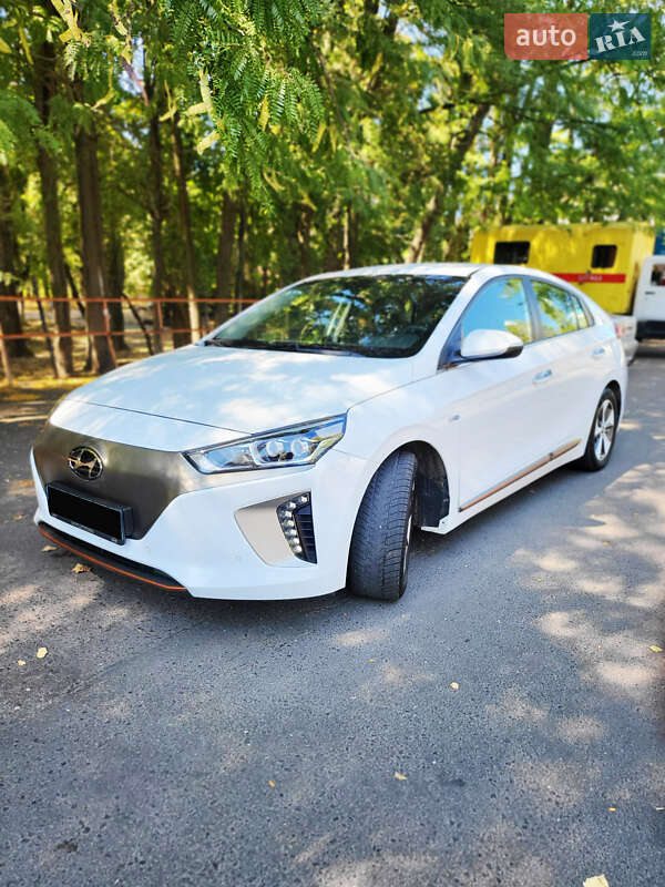 Хэтчбек Hyundai Ioniq 2018 в Одессе фото 2 Хэтчбек Hyundai Ioniq 2018 в Одессе