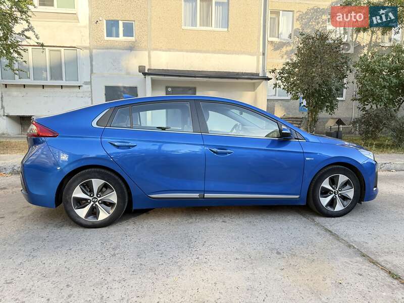 Хетчбек Hyundai Ioniq 2018 в Вараші