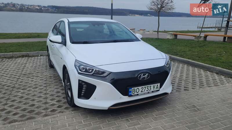 Лифтбек Hyundai Ioniq 2019 в Тернополе фото 8 Лифтбек Hyundai Ioniq 2019 в Тернополе