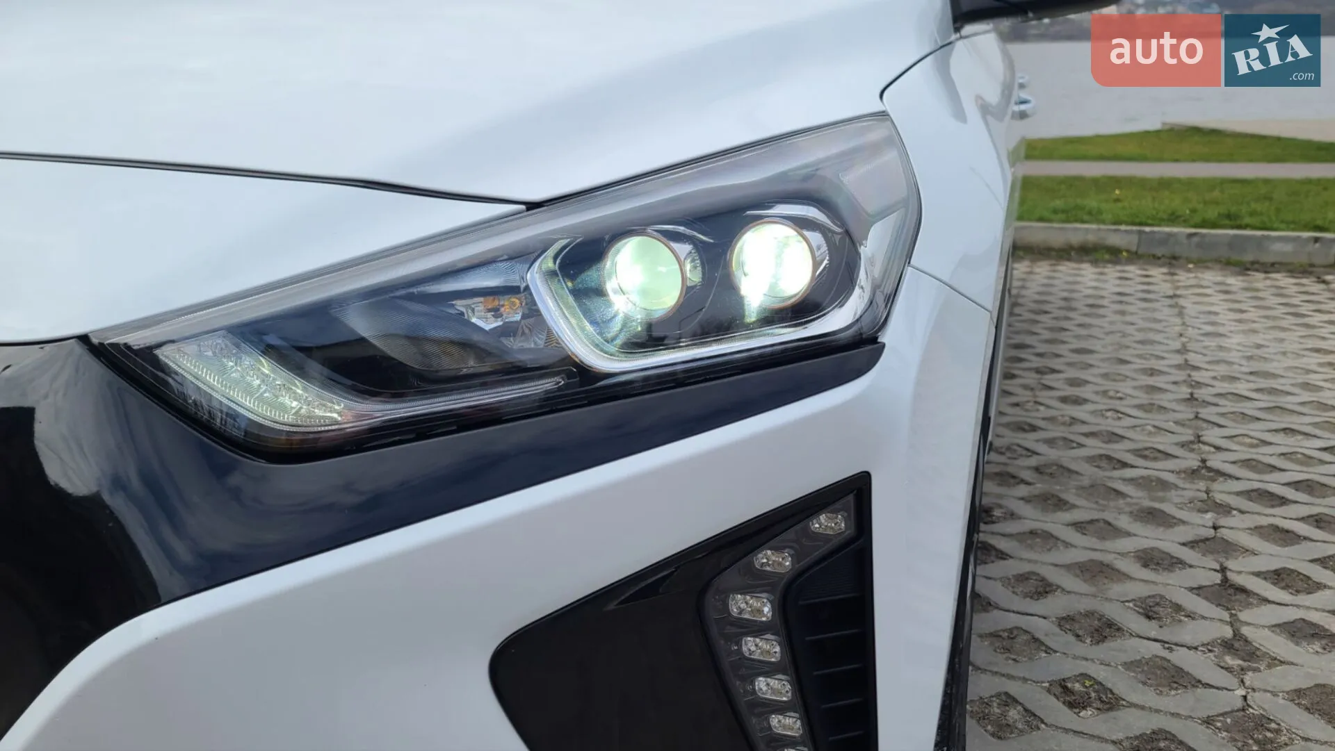 2019 Hyundai IONIQ - мініатюра 13