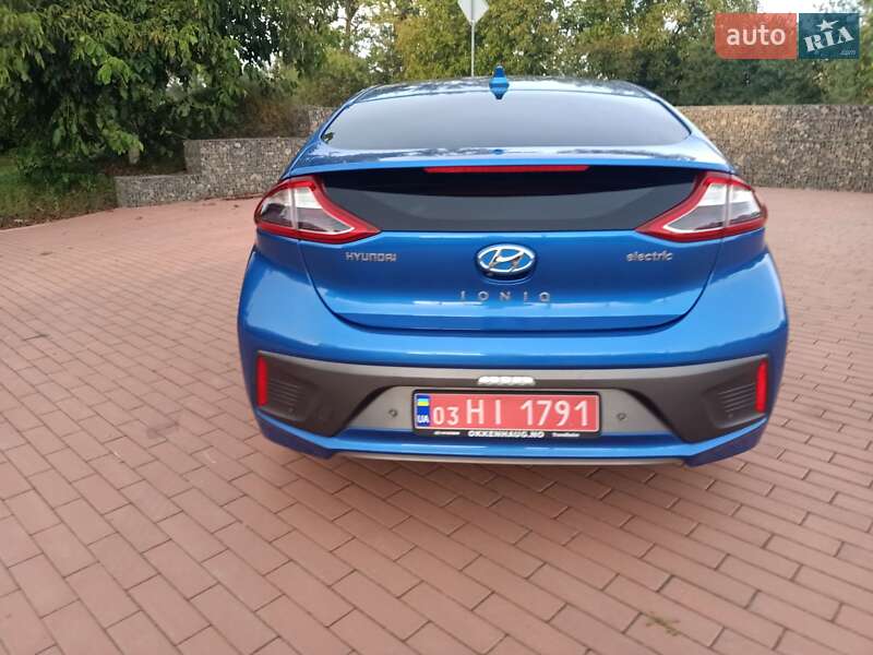 Хетчбек Hyundai Ioniq 2017 в Івано-Франківську