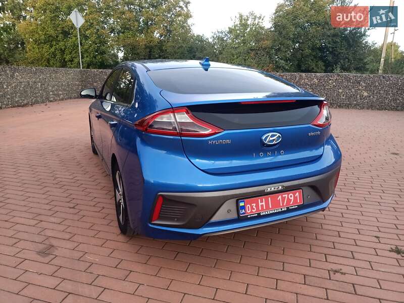 Хетчбек Hyundai Ioniq 2017 в Івано-Франківську