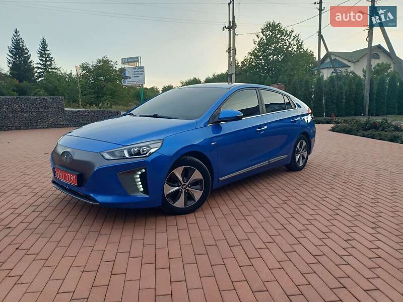 Хетчбек Hyundai Ioniq 2017 в Івано-Франківську