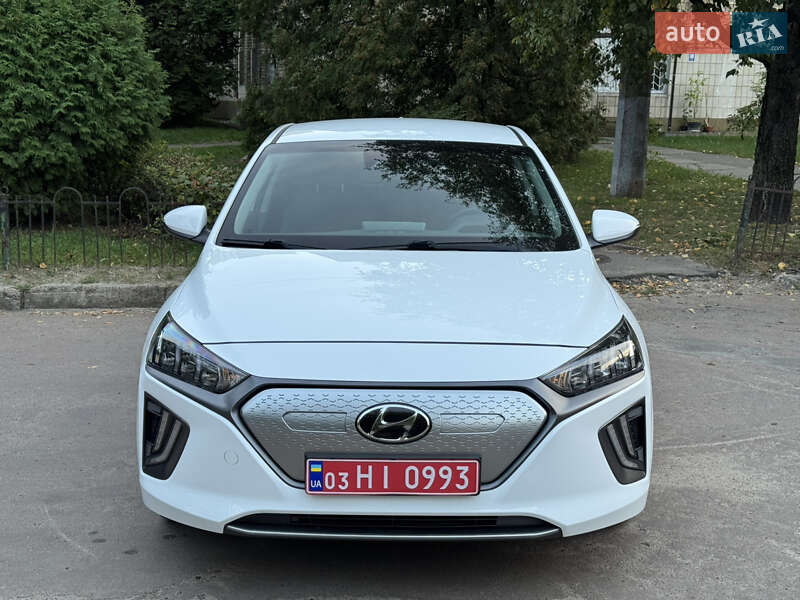 Лифтбек Hyundai Ioniq 2020 в Киеве фото 2 Лифтбек Hyundai Ioniq 2020 в Киеве