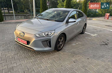 Хэтчбек Hyundai Ioniq 2016 в Кременчуге