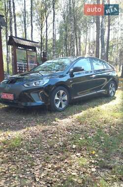 Лифтбек Hyundai Ioniq 2019 в 
