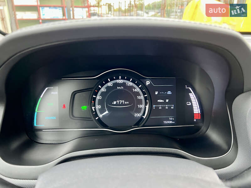 Хэтчбек Hyundai Ioniq 2017 в Луцке фото 50 Хэтчбек Hyundai Ioniq 2017 в Луцке