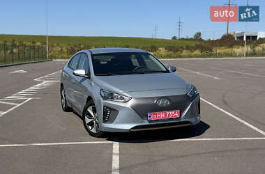 Хэтчбек Hyundai Ioniq 2016 в Ровно