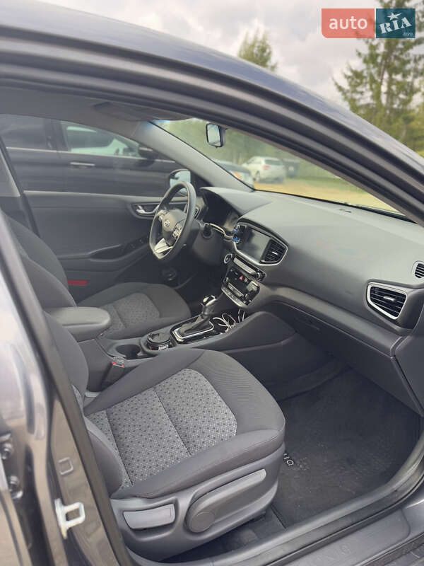 Хетчбек Hyundai Ioniq 2017 в Вінниці